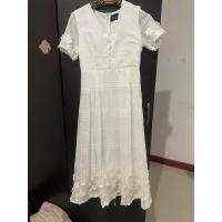 ราคา เดรสลูกไม้สีขาวงานป้าย(มือสอง) (28307061386)