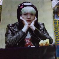 ราคา พร้อมส่ง✨ โปสเตอร์ ชูก้า BTSรูปใหญ่มาก (1091252320)