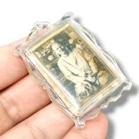 ราคา [M6]HTรูปถ่ายแม่ชีบุญเรือน โตงบุญเติม ด้านหลังบรรจุพระพุทโธน้อย และมวลสารแป้งเสกของแม่ชี เลี่ยมกรอบกันน้ำอย่างดี (22545326547)