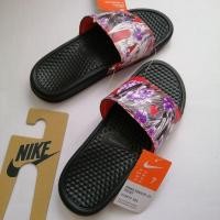 ราคา รองเท้าแตะผู้หญิงแบบสวม Nike Benassi JDI Printed รุ่น​ 618919 0264 (11006042415)