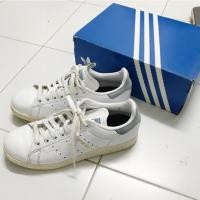 ราคา Adidas stan smith แท้ US6.5/UK6 มือสองสภาพดี (2097251247)