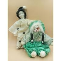 ราคา Vintage Porcelain Clown Doll...ตุ๊กตาตัวตลก วัสดุหน้าน้องเป็นงานเซรามิคนะคะ/ได้2ชิ้นตามภาพค่ะ (27716462108)