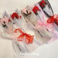 ราคา [มีส่งด่วน] ดอกกุหลาบ ช่อกุหลาบ ดอกกุหลาบเดี่ยว ดอกกำมะหยี่ (27727796068)