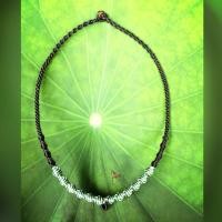 ราคา สร้อยคอถักจากเชือกเทียนสร้อยดำลายเขียว-ขาว (1813030511)