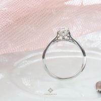 ราคา Gems Heritage : แหวนเพชรแต่งงาน เพชรเม็ดเดี่ยว 0.50ct เรือนทองคำขาว18k พร้อมใบรับประกัน (rwg531) (10898445903)