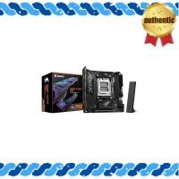 ราคา GIGABYTE B850I AORUS PRO - White Mini-ITX Gaming Motherboard for AMD Ryzen, Model MB6680. (40976532131)