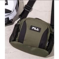 ราคา กระเป๋าสะพายข้างผ้าสีเขียว FILA (21085277701)
