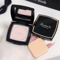 ราคา SR-shop : แป้งอัดแข็ง เนื้อเนียนละเอียด บางเบา ควบคุมความมันส่วนเกินPressed Powder แป้งอัดแข็ง พร้อมฟองน้ำ 3 สี-F9890 (29833457253)