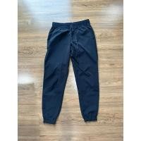 ราคา กางเกงผ้าร่ม uniqlo มือสอง สีกรม (28733970346)