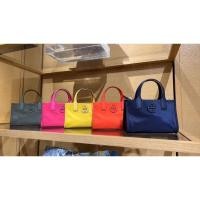 ราคา เลือกสีด้านในค่ะ Tory Burch Ella Nylon Mini Tote มีสายสะพายยาวคะ (23726398385)
