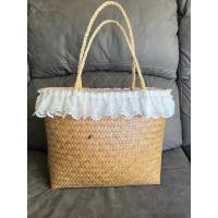 ราคา กระเป๋าสานแต่งลูกไม้สะพายข้างงานแฮนด์เมดhandmade (24612230389)