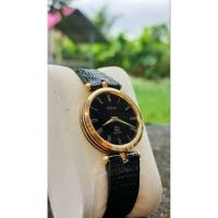ราคา นาฬิกา GUCCI (ขนมชั้น)SWISS วินเทจ มือสองแท้ (41425780943)