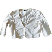 ราคา เสื้อคลุมครอปสีขาว แบรนด์ซีน มือสองพร้อมส่ง (20071398786)