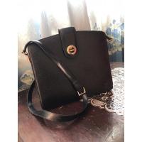 ราคา LOUIS VUITTON Black Epi Leather Capucine Bag แท้ (12756004000)