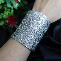 ราคา กำไลเครื่องเงินแท้ 92.5% (น่าน) (28110279428)