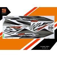 ราคา สติ๊กเกอร์ ฮอนด้า โซนิค แต่ง sonic 125 ล้อแม็ก ปี 2004 สีดํา (เคลือบเงาแท้) (1933174091)