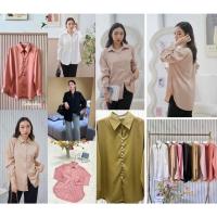 ราคา ป้าย Saturday เสื้อเชิ้ตคอปกแต่งกระดุมเรียงผ้าซิลค์ซาติน อก 43 นิ้ว ยาว 25 นิ้ว (29572510911)