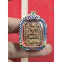 ราคา พ่อหลวงพ่อปานวัดบางนมโคพิมพ์ขี่เม่นให้พร้อมกรอบเงินผ่านพิธีปลุกเสกแล้วจังหวัดอยุธยา (44379082734)