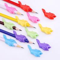 ราคา ที่จับดินสอปลาโลมา ที่จับดินสอ ที่จับปากกา ปลอกจับดินสอ สีสันสดใส ที่จับปากกาฝึกเขียน ฝึกทักษะการเขียน สำหรับเด็ก (17398394179)