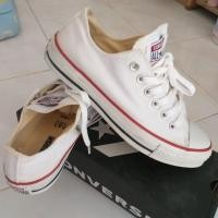 ราคา Converse มือสองสภาพดี (6254727182)