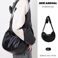 ราคา [HERMANZ] กระเป๋าสะพายข้างผู้ชาย ทรงเกี๊ยว แนวสตรีท (24878082477)