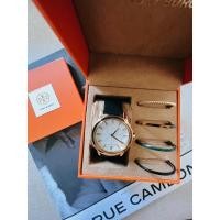 ราคา นาฬิกา Tory สายหนังสีดำ เปลี่ยนขอบหน้าปัดได้ กล่องแบรนด์Tory แท้จากอเมริกา (15562005925)