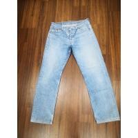 ราคา กางเกงยีนส์ลีวายส์ 501 เอว 32 (16124752422)