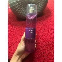 ราคา Bath & Body Works Dark Kiss Fine Fragrance Mist 236ml. (41571714959)
