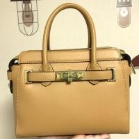 ราคา กระเป๋าแบรน LYN ของแท้ 100% (666263981)