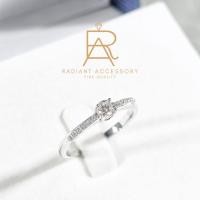 ราคา แหวนเงินแท้เม็ดชูฝังเพชร Moissanite 0.3 กะรัต ทรงกลม ฝังบ่าข้างชุบทองคำขาว (27380711375)