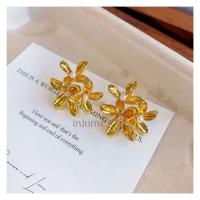 ราคา Inlume.id - TROPICAL EARRINGS - 2514 triple Flower Gold 3 Flower Gold EARRINGS (50050671539)