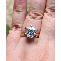 ราคา แหวนวินเทจงานเก่าเพชรczเม็ดโต2.6กะรัตเกรดAAAมีตอกมีน้ำหนักมือสองงานญี่ปุ่น (43405300558)