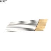 ราคา เบอร์ซี่ 10ชิ้น/เซ็ตแบนบาร์บีคิวเสียบไม้,35เซนติเมตรต่อต้านลวกสแตนเลสบาร์บีคิวติด,บาร์บีคิวเครื่องมือกันลื่นด้ามไม้นํามาใช้ใหม่แบนบาร์บีคิวเข็ม กะบ (51406109097)