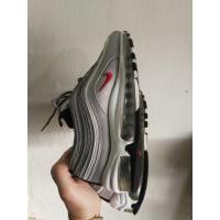 ราคา nike ของแท้ 100% มือสอง (8539039100)