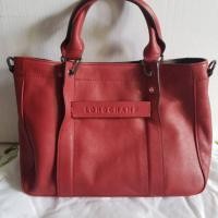 ราคา Longchamp 3D หนังแกะ สีแดงกาเน็ต (6111694427)