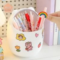 ราคา Freeสติ๊กเกอร์ กล่องเก็บของ กล่องปากกา ถังเก็บของใส่ของน้องหมี เก็บดินสอ ใส่ปากกา โหลเก็บของเครื่องใช้ จัดระเบียบ (10979981064)