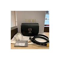 ราคา [CO220704973] Dior / Bobby (19932014702)