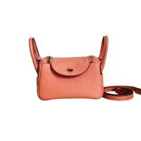 ราคา (ส่งต่อ) กระเป๋าสะพาย แบรนด์ Littlebunnystore หนังแท้มือสอง สภาพดี ใช้น้อย ของแม่ค้าเองค่ะ (18669076476)