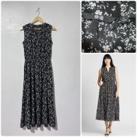 ราคา Uniqlo เดรสยาวแขนกุด สีดำลายดอก เดรสญี่ปุ่นมือสอง (44606873477)