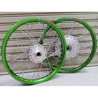 ราคา ชุดล้อYOKOขอบเรียบดุมเดิมสีบอร์น+ลูกปืน ซี่ชุบเงิน ขอบ 17” 1.40x2 ใส่ pcx2018-2020#สามารถระบุสีของล้อโลได้ (6269177458)