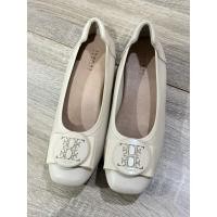 ราคา รองเท้ามือสอง_รองเท้าคัทชู ส้นเตี้ย Thames size 37 (40371474251)