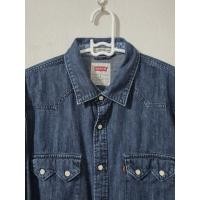 ราคา เสื้อเชิ้ตยีนส์ Levi's Western Shirt (Barstow) กระดุมมุก สภาพดี พร้อมส่ง (42279012282)