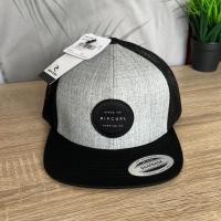 ราคา Rip Curl Routine Trucker Hat หมวก Snapback ดั้งเดิม (43555760506)