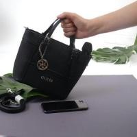 ราคา สินค้า Outlet Guess (671228397)