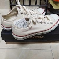 ราคา รองเท้าผ้าใบCONVERSEมือสอง95% (5455490935)