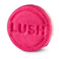 ราคา (ของใหม่) Lush Coconut Rice Cake Shampoo Bar 55g (5334362615)