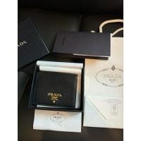ราคา Prada wallet สีดำ ของแท้ ปี 2019 (28106073952)