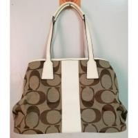 ราคา Coach ของแท้ มือสอง ใช้น้อย สภาพดี (2349659118)