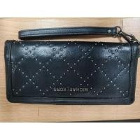 ราคา กระเป๋าสตางค์​ผู้หญิง MK มือสอง สภาพกริบ (24390530473)