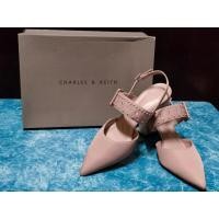 ราคา รองเท้า CHARLES & KEITH (ของแท้ มือสอง) Size : 37 (19308125032)